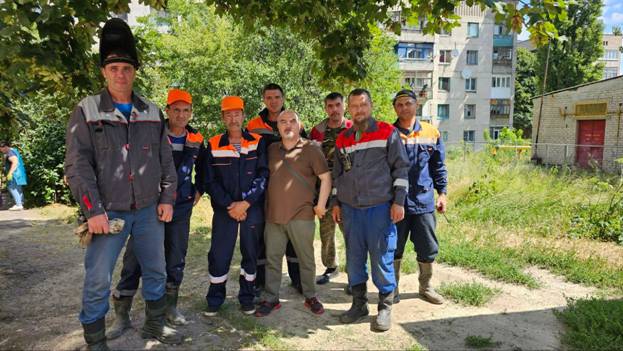 Калужские коммунальщики помогают Первомайску готовиться к отопительному сезону. Калужские коммунальщики помогают Первомайску готовиться к отопительному сезону.